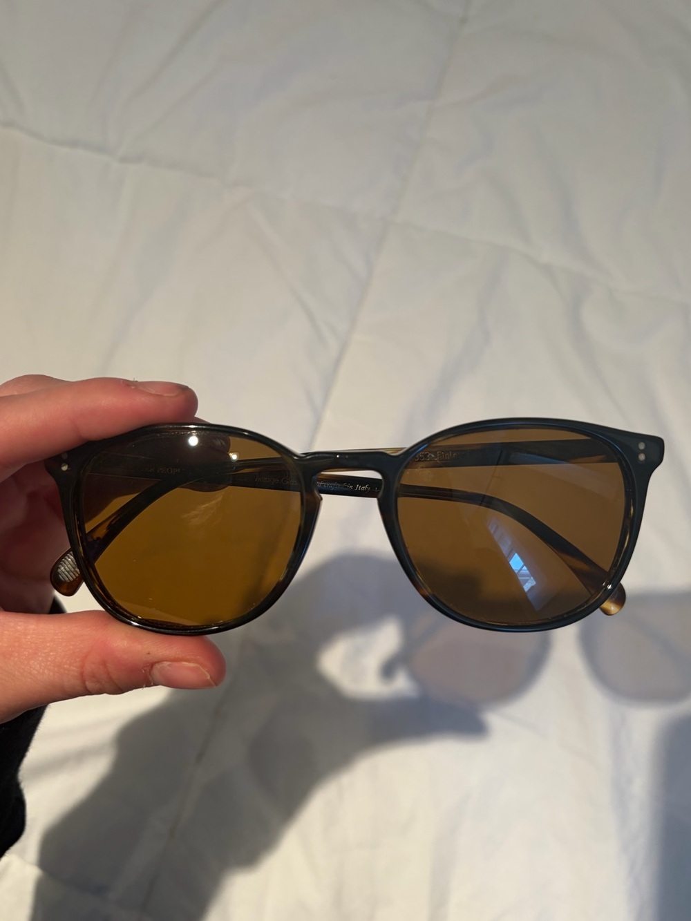 OLIVER PEOPLE’S Men’s Sunglasses (No Case)